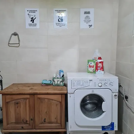 Eem Student Hostel Is-Swieqi