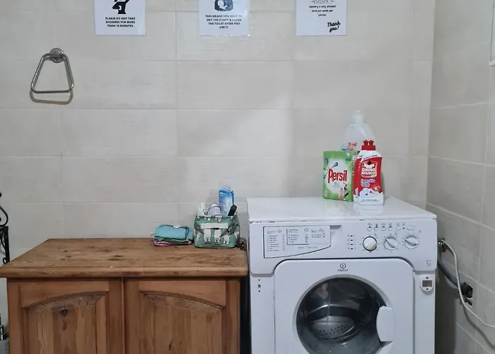 Eem Student אכסניה Is-Swieqi